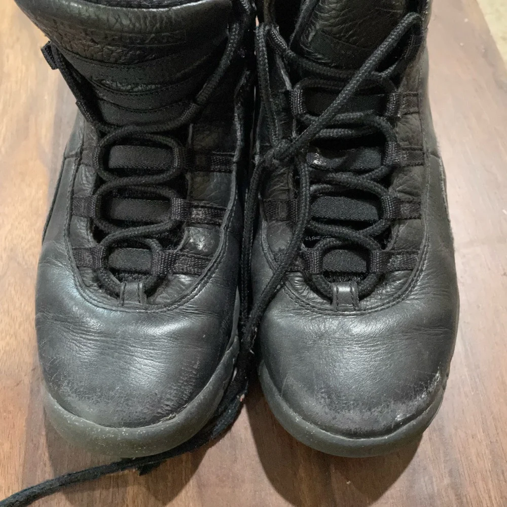 Jordan 10 NYC - Picture 3 of 4